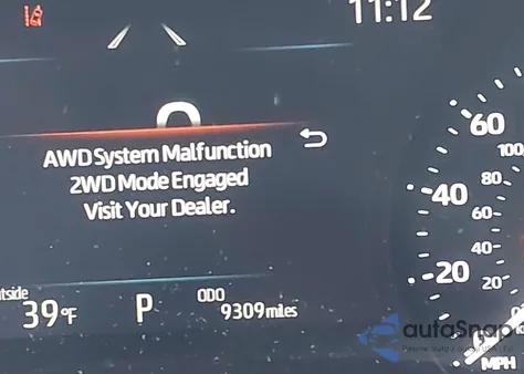 2025 Toyota Sienna Le from USA, damaged, VIN 5TDKSKFC9SS184757